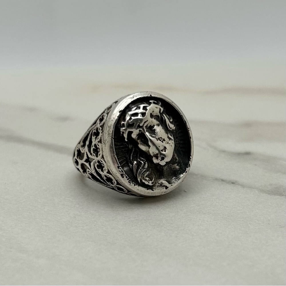 Vintage Men’s Sterling Silver Jesus Christ Signet Ring Size 9